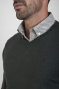 JERSEY CUELLO PICO BÁSICO VERDE CAZA - Imagen 4