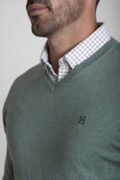 JERSEY CUELLO PICO BÁSICO VERDE SECO - Imagen 4